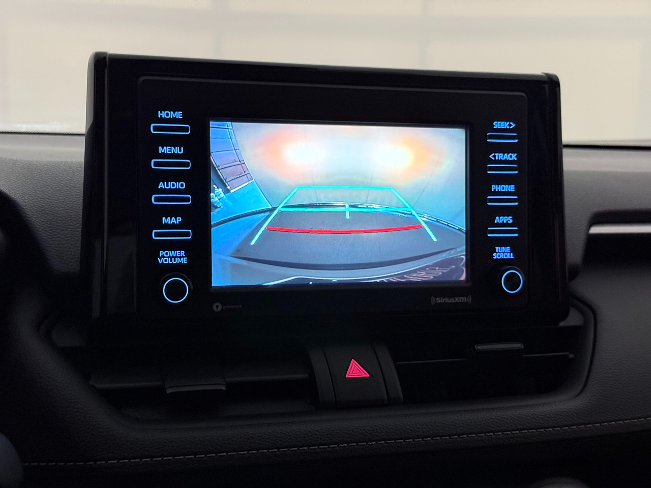 Toyota RAV4 XLE AWD 2021