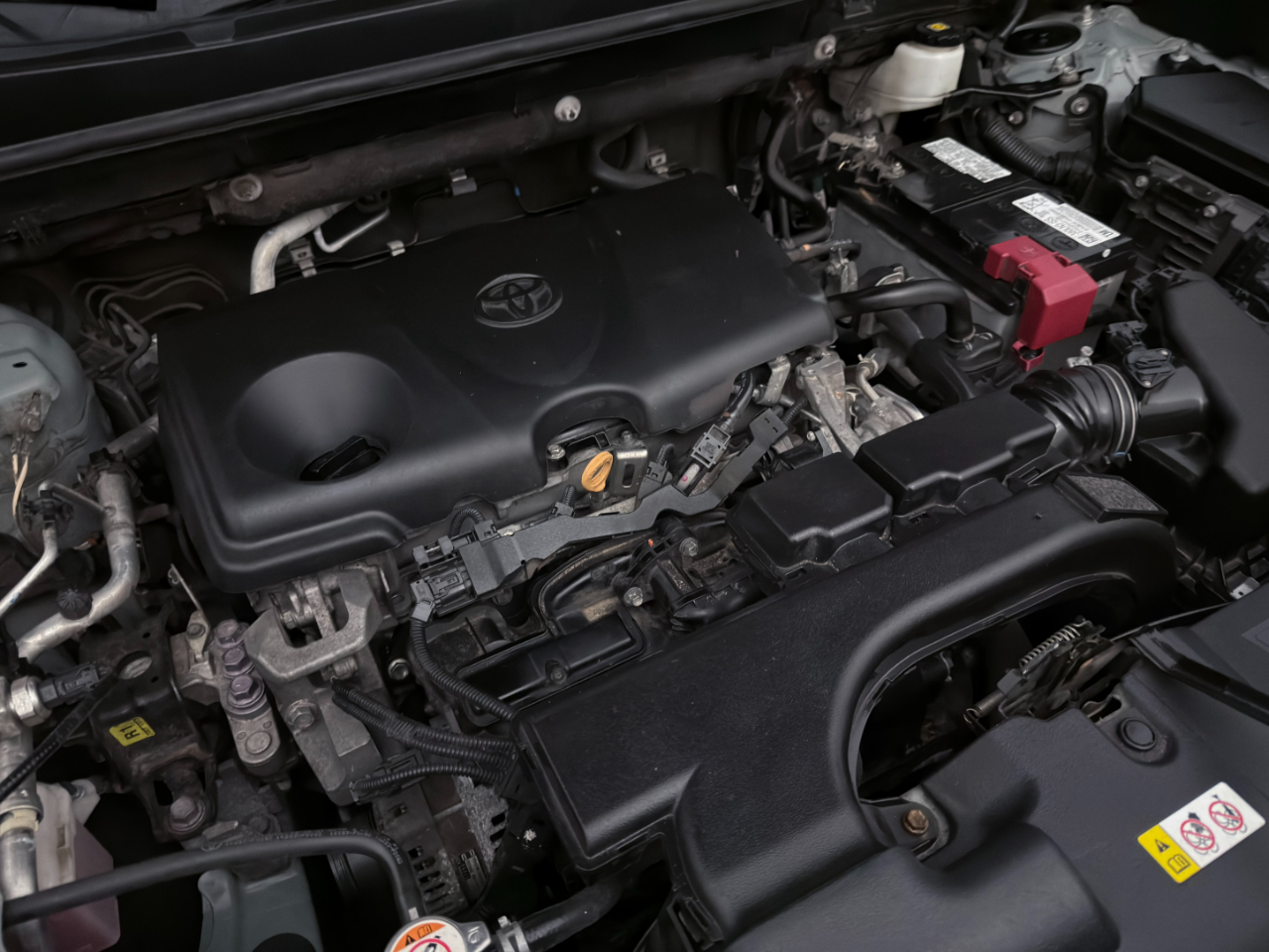 Toyota RAV4 XLE AWD 2021