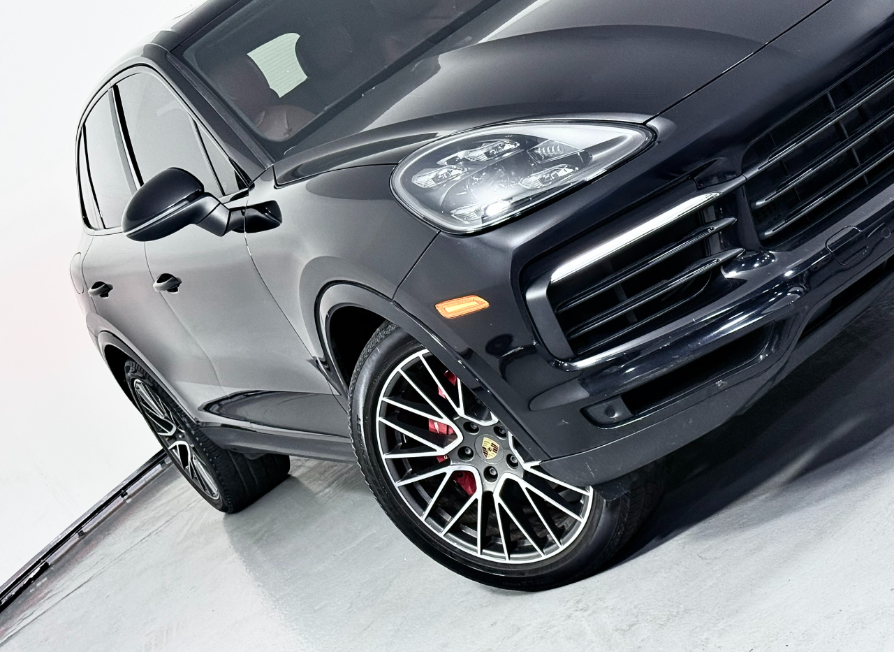 Porsche Cayenne Base 2019