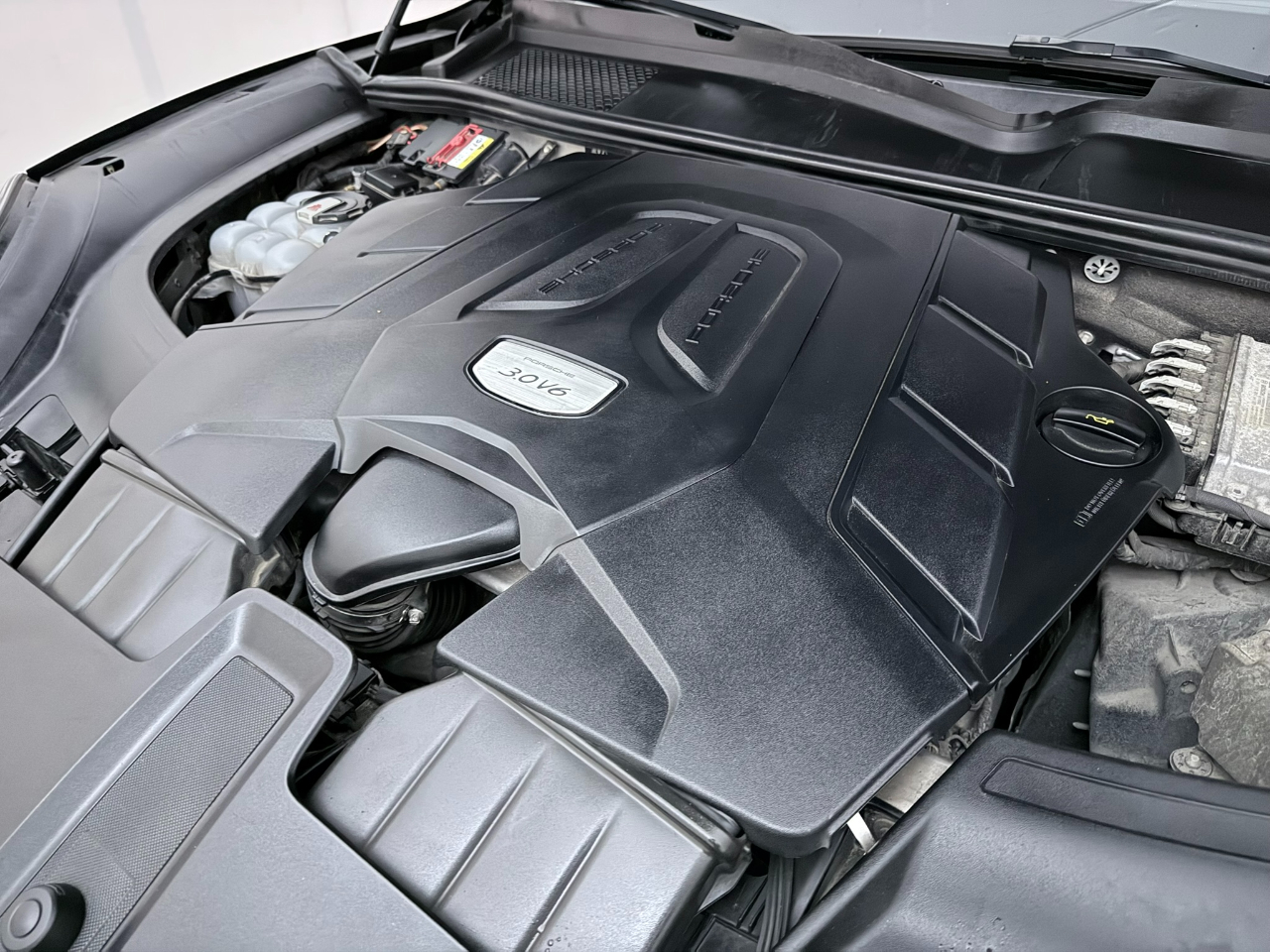 Porsche Cayenne Base 2019