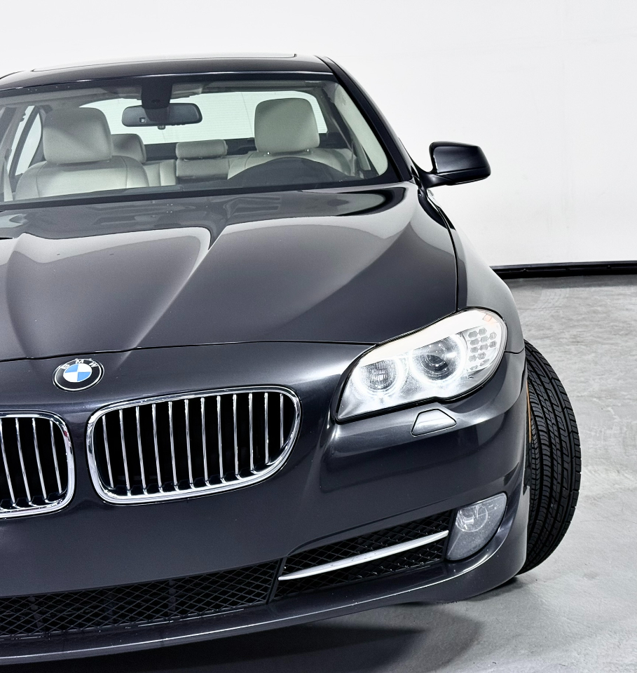 BMW 5-Series 528i xDrive 2013