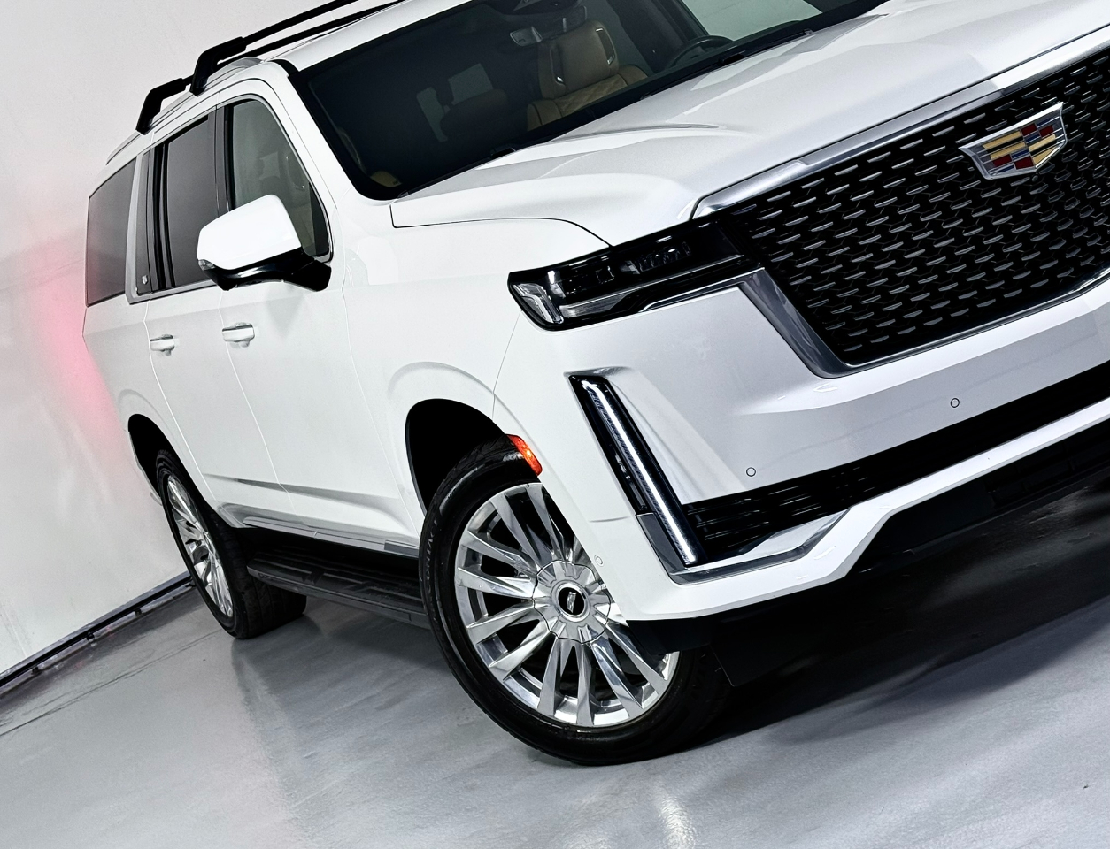 2022 Cadillac Escalade ESV Premium Luxury photo 4