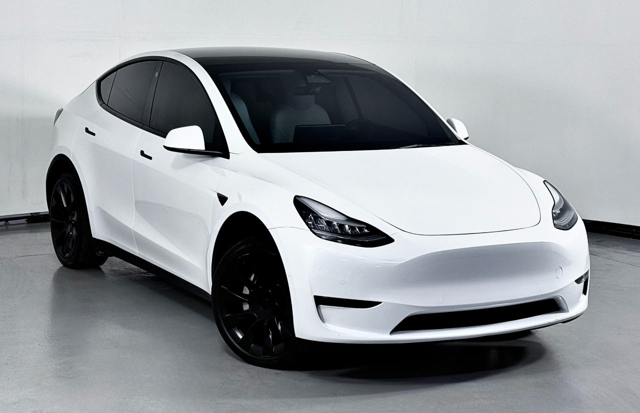 2021 Tesla Model Y Long Range photo 3
