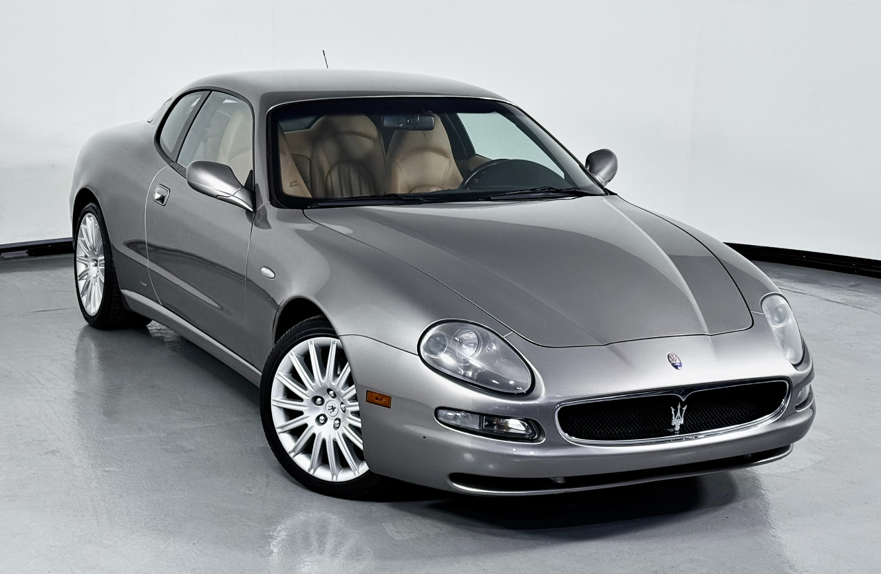 2002 Maserati Coupe photo 3