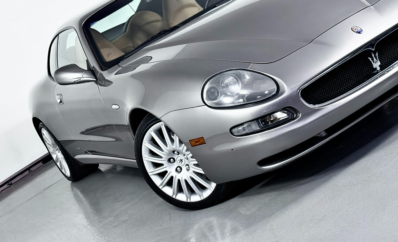 2002 Maserati Coupe photo 4