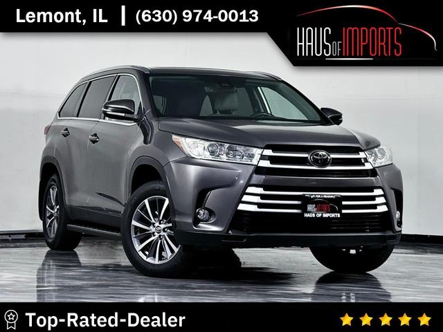 Gray 2019 Toyota Highlander XLE AWD SUV / Crossover All-Wheel Drive 8-Speed Automatic
