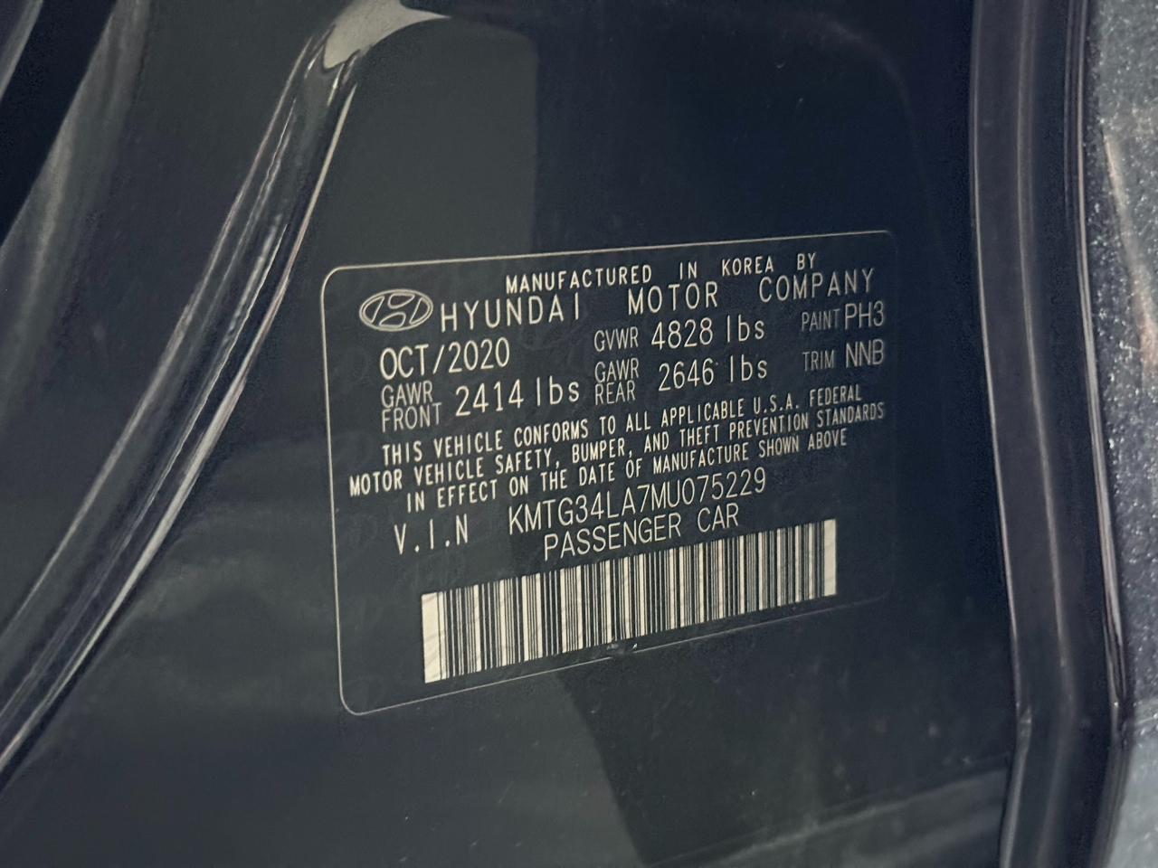 2021 Genesis G70 2.0T Standard AWD's photo