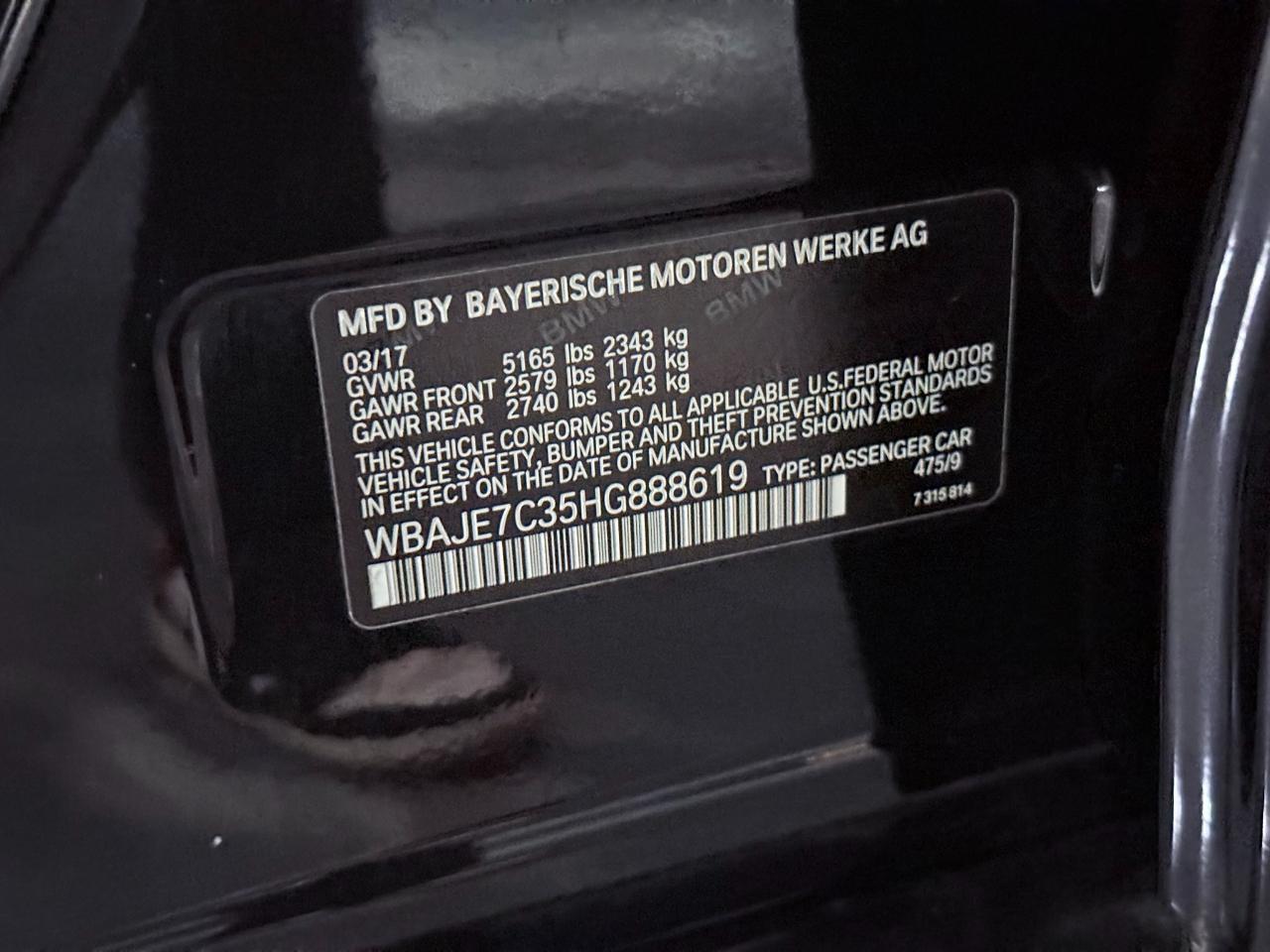 2017 BMW 5 Series 540i xDrive Sedan's photo