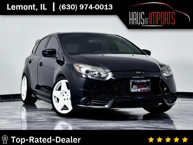 Black 2013 Ford Focus Hatchback Front-Wheel Drive 6-Speed Manual