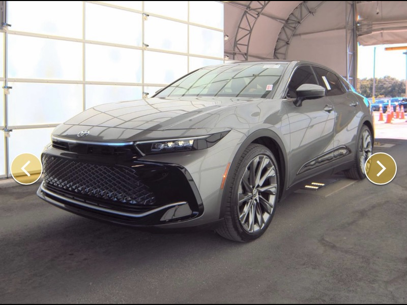 2024 Toyota Crown XLE