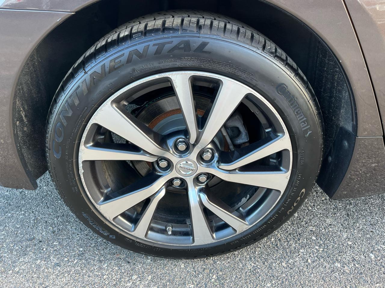 Nissan Maxima 3.5 SV 2016