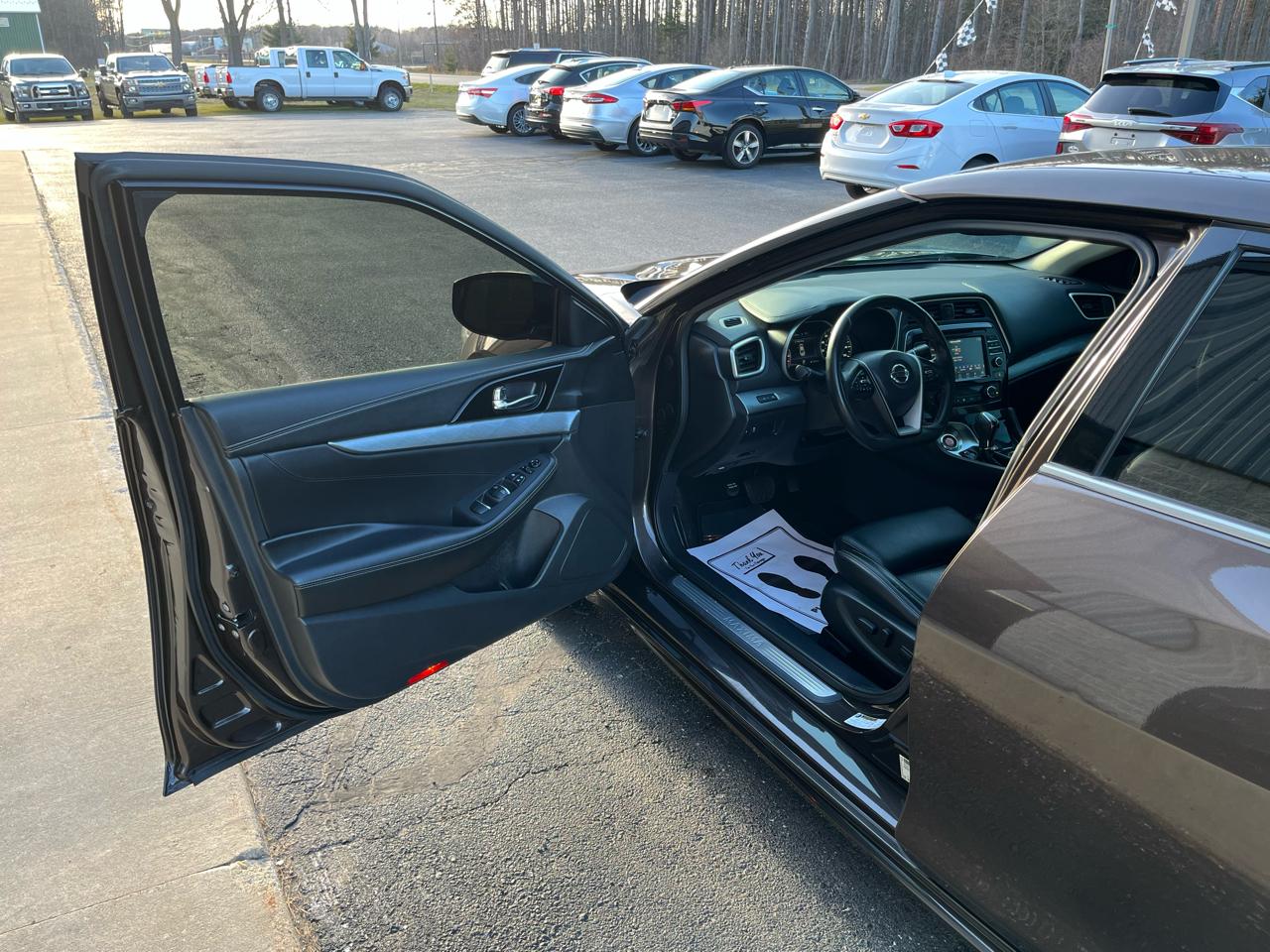 Nissan Maxima 3.5 SV 2016