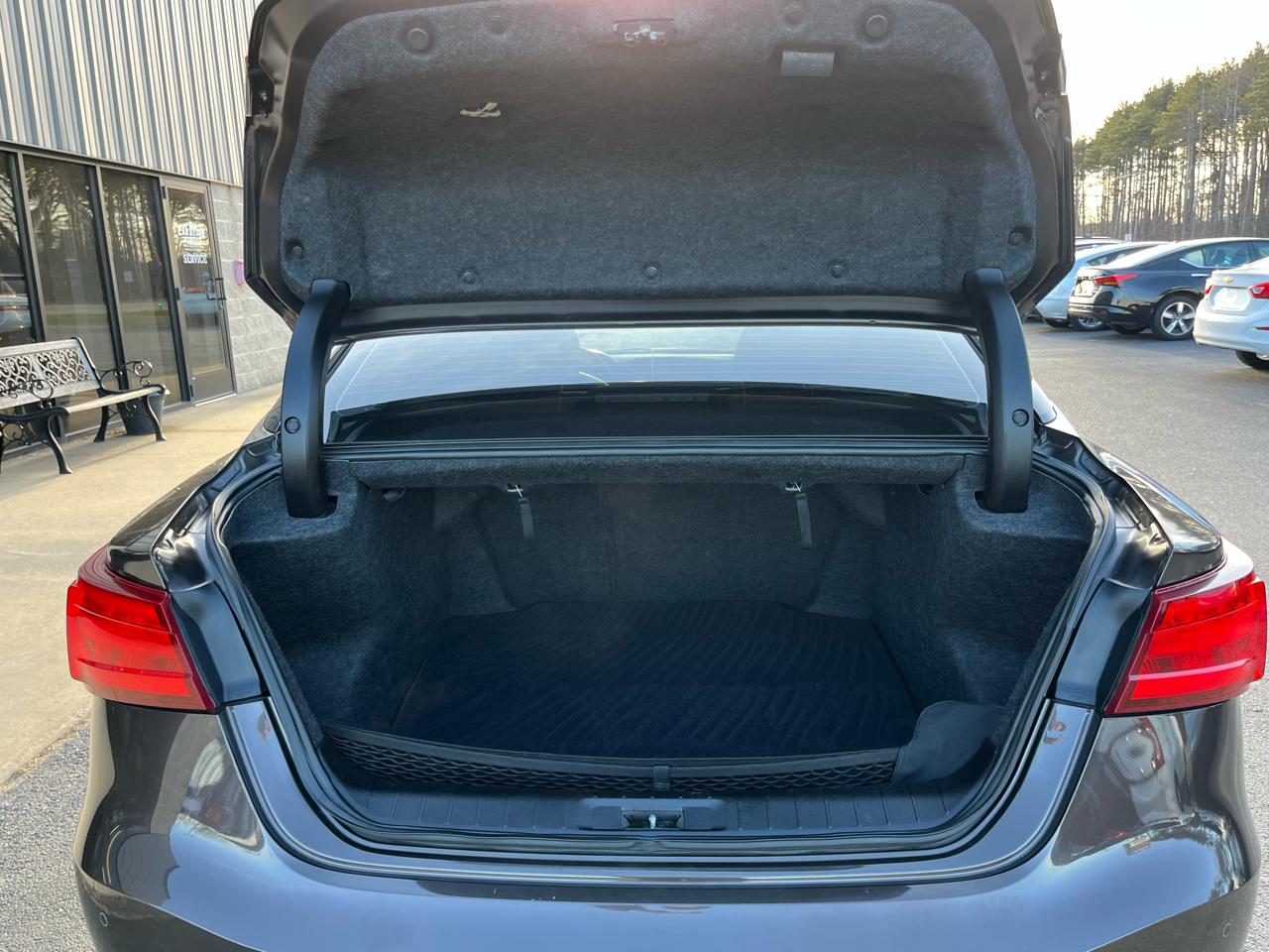 Nissan Maxima 3.5 SV 2016