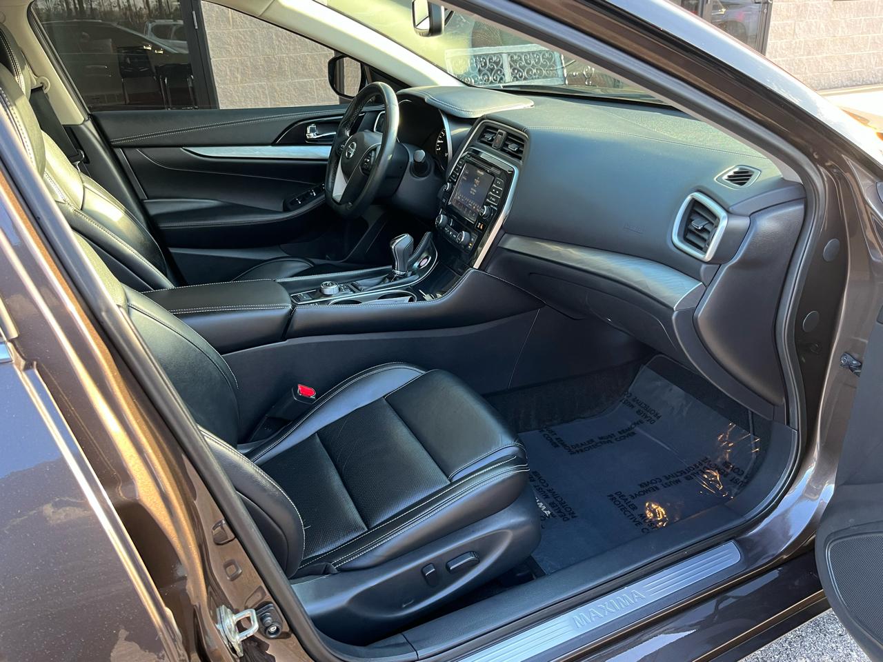 Nissan Maxima 3.5 SV 2016