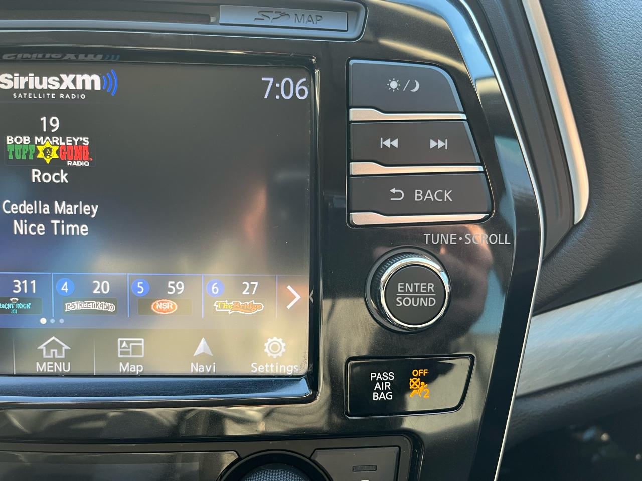 Nissan Maxima 3.5 SV 2016