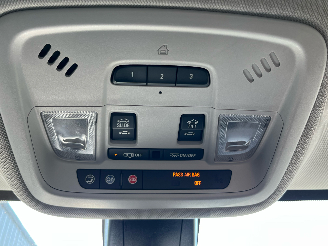 Chevrolet Traverse  2018