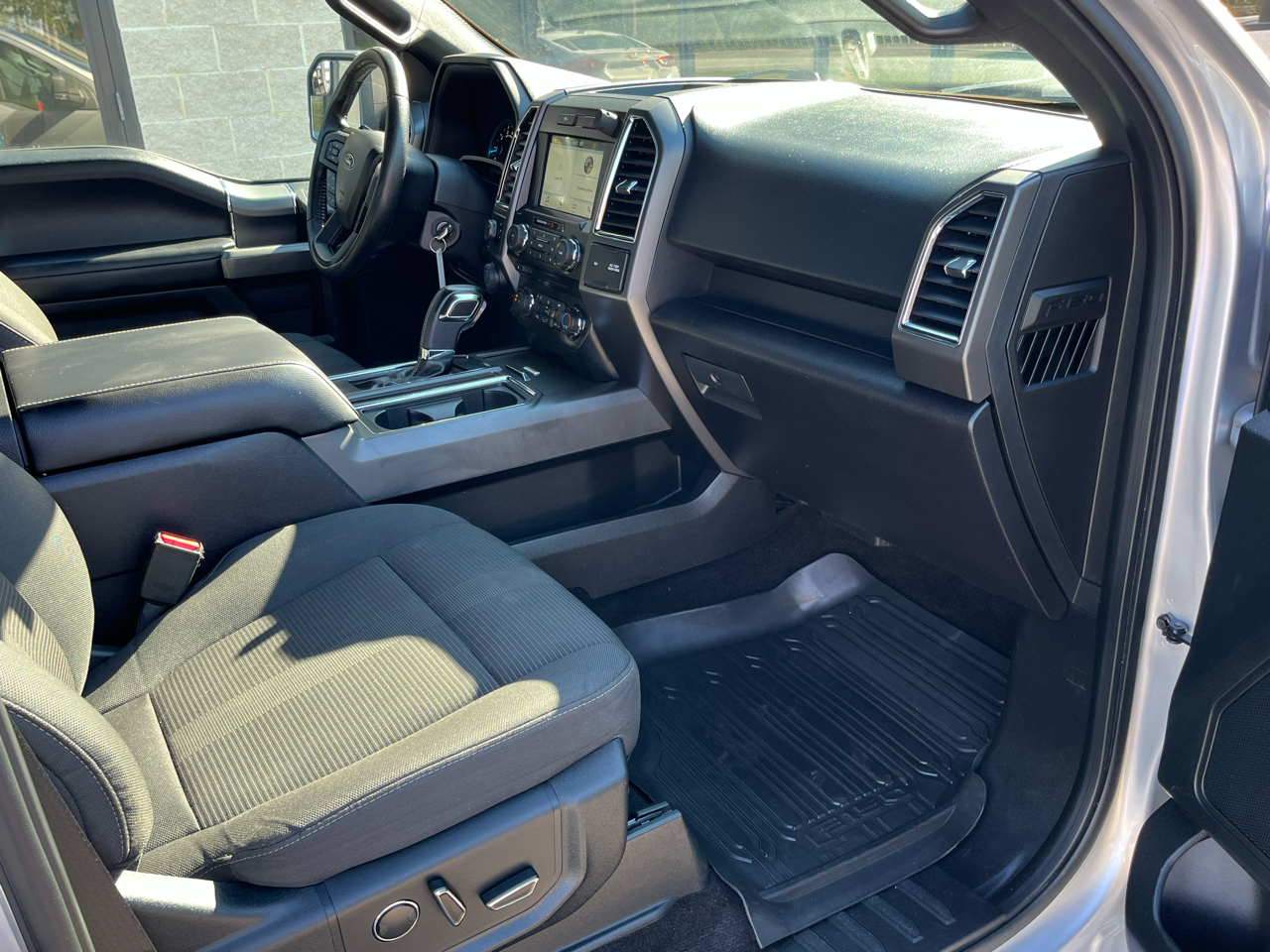Ford F-150 XLT SuperCrew 5.5-ft. Bed 4WD 2016