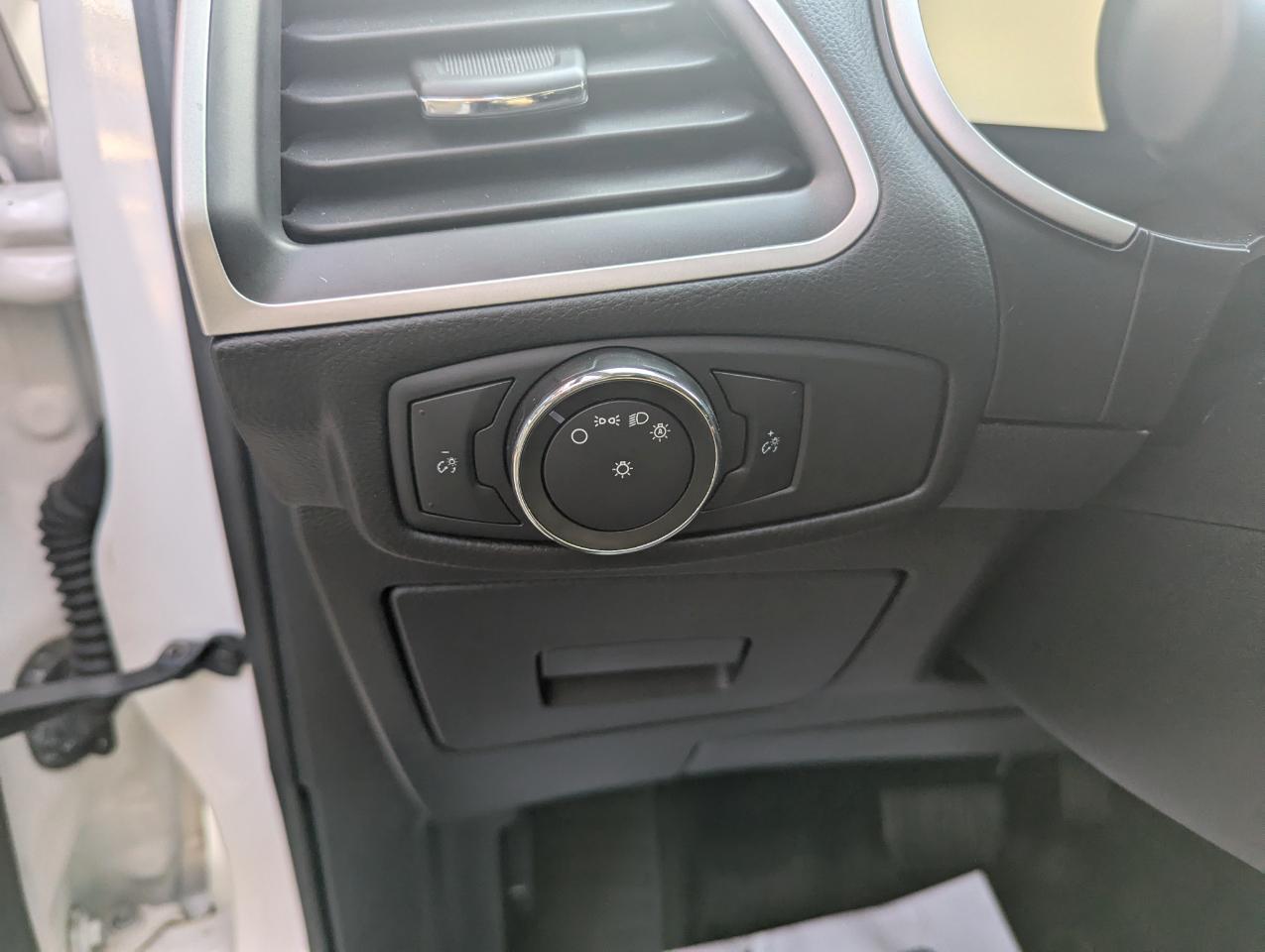 Ford Edge 4dr SEL AWD 2016