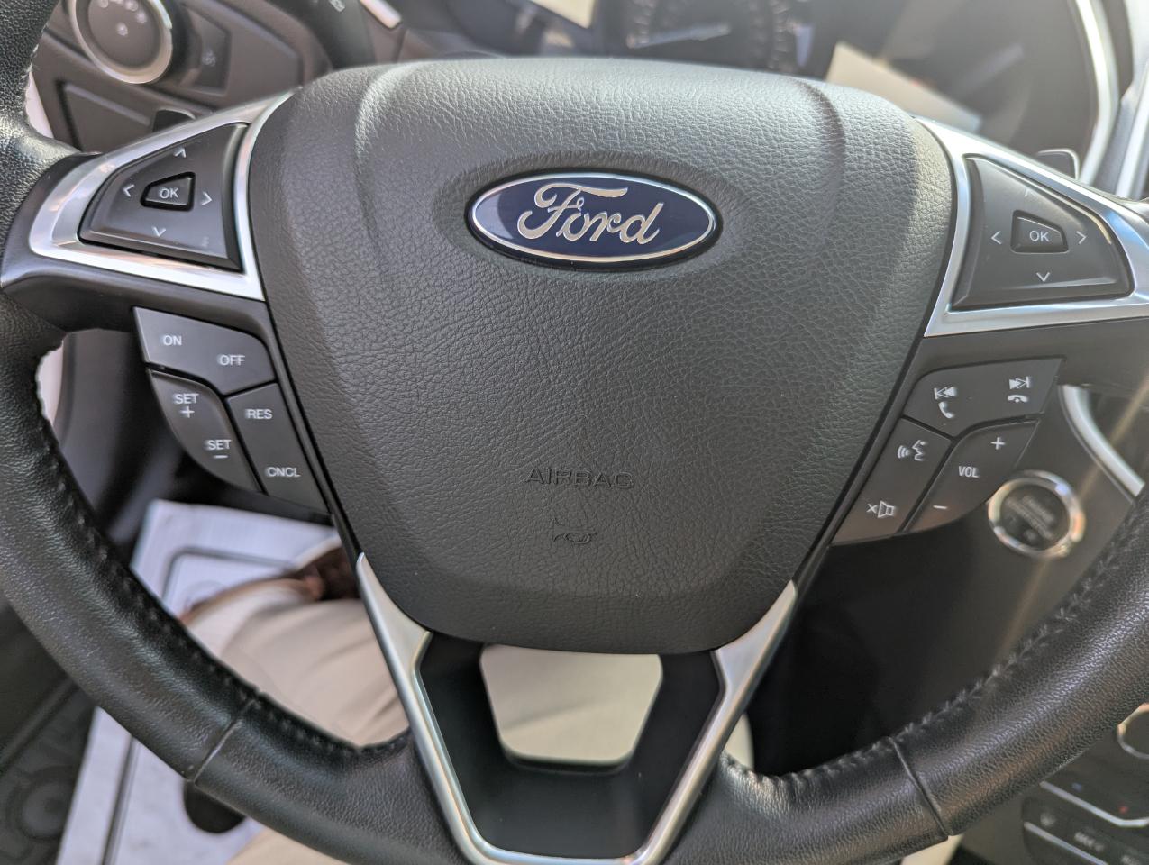 Ford Edge 4dr SEL AWD 2016