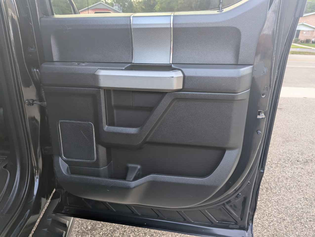 Ford F-150 4WD SuperCrew 157" Lariat 2015