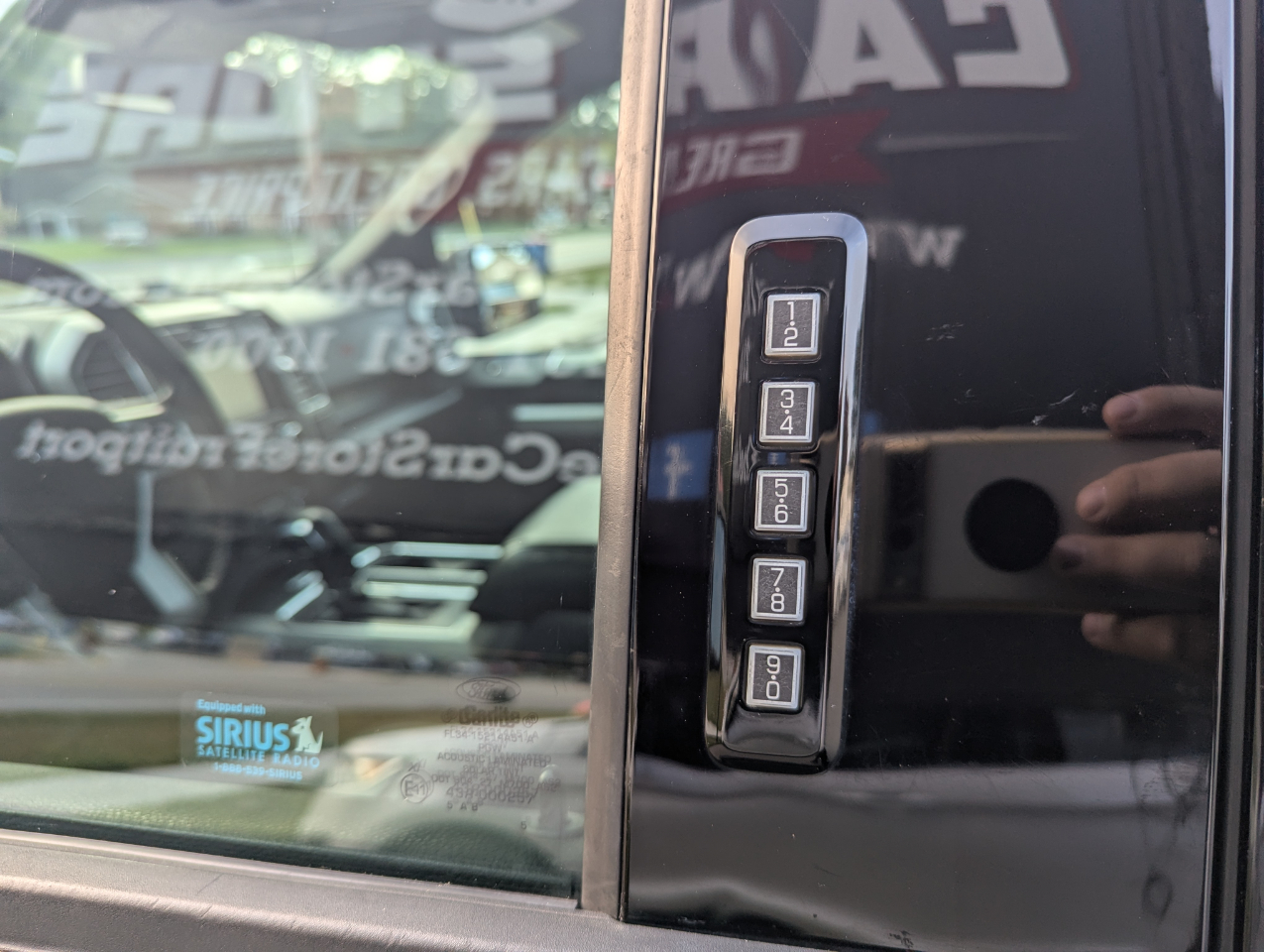 Ford F-150 4WD SuperCrew 157" Lariat 2015