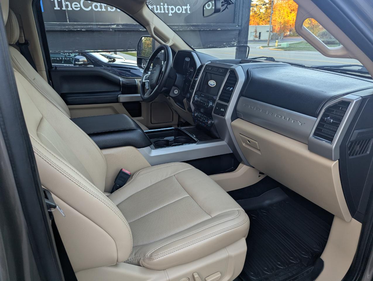 Ford Super Duty F-250 SRW Lariat 4WD Crew Cab 6.75' Box 2020