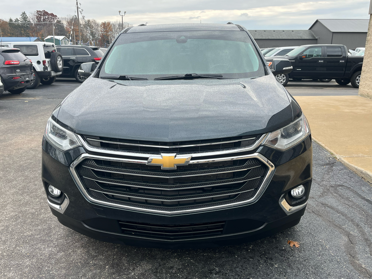 Chevrolet Traverse FWD 4dr LT Cloth w/2FL 2021
