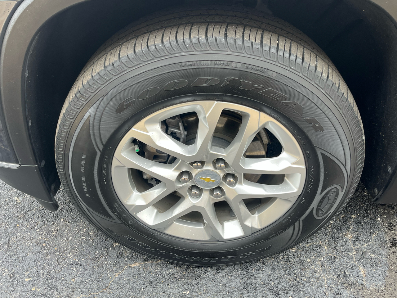 Chevrolet Traverse FWD 4dr LT Cloth w/2FL 2021