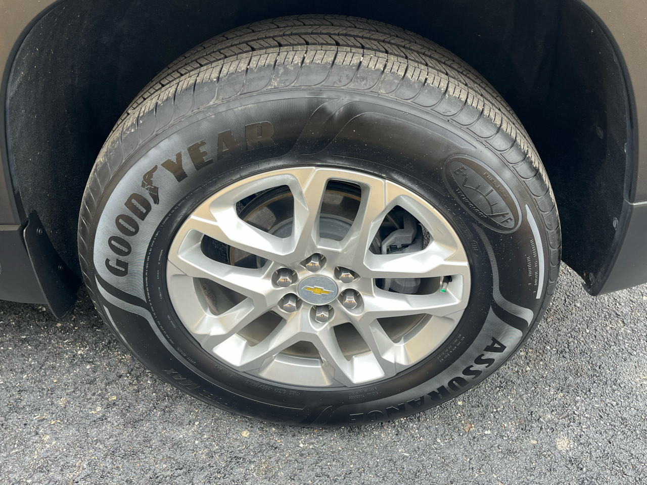 Chevrolet Traverse FWD 4dr LT Cloth w/2FL 2021