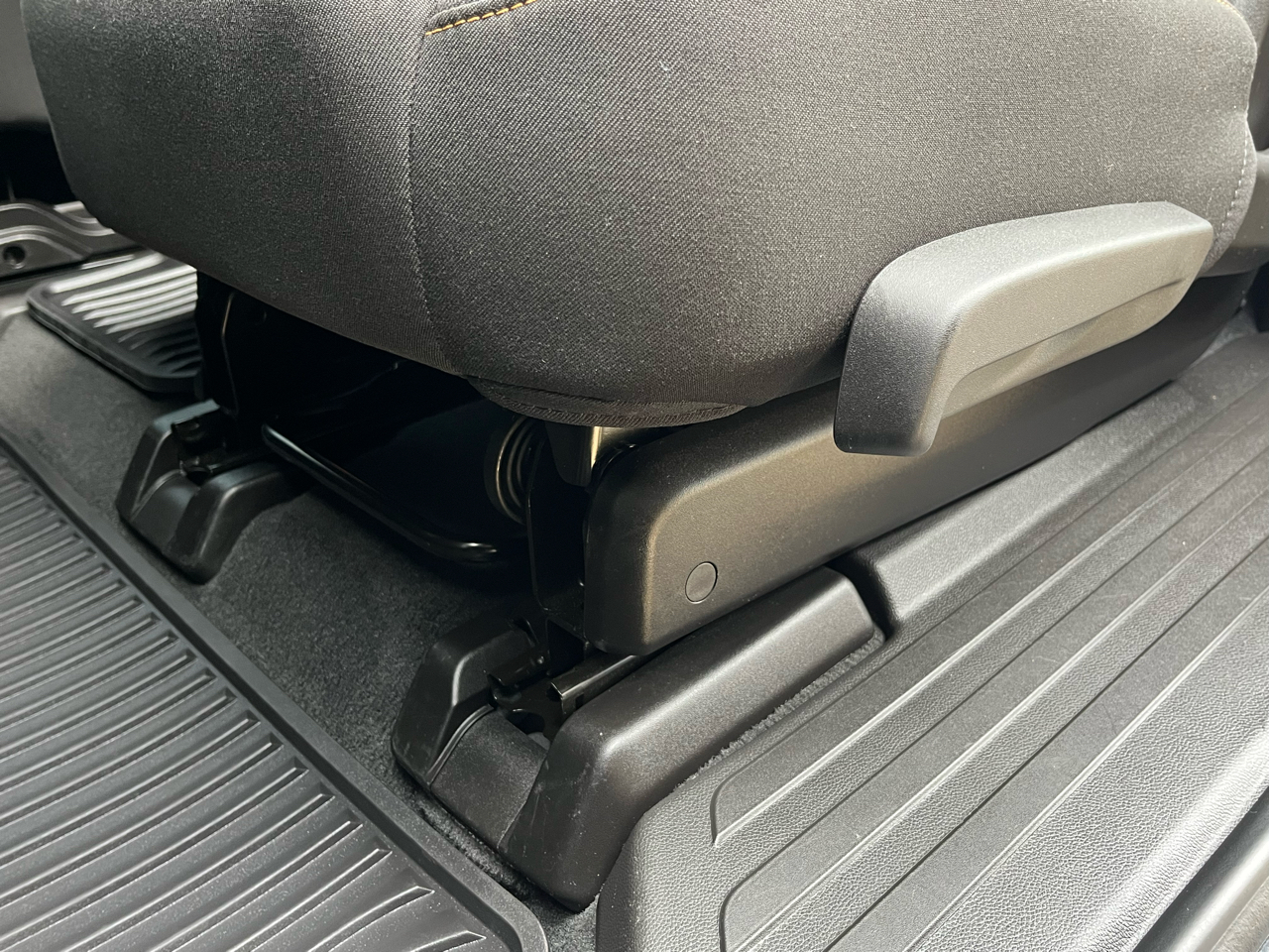 Chevrolet Traverse FWD 4dr LT Cloth w/2FL 2021