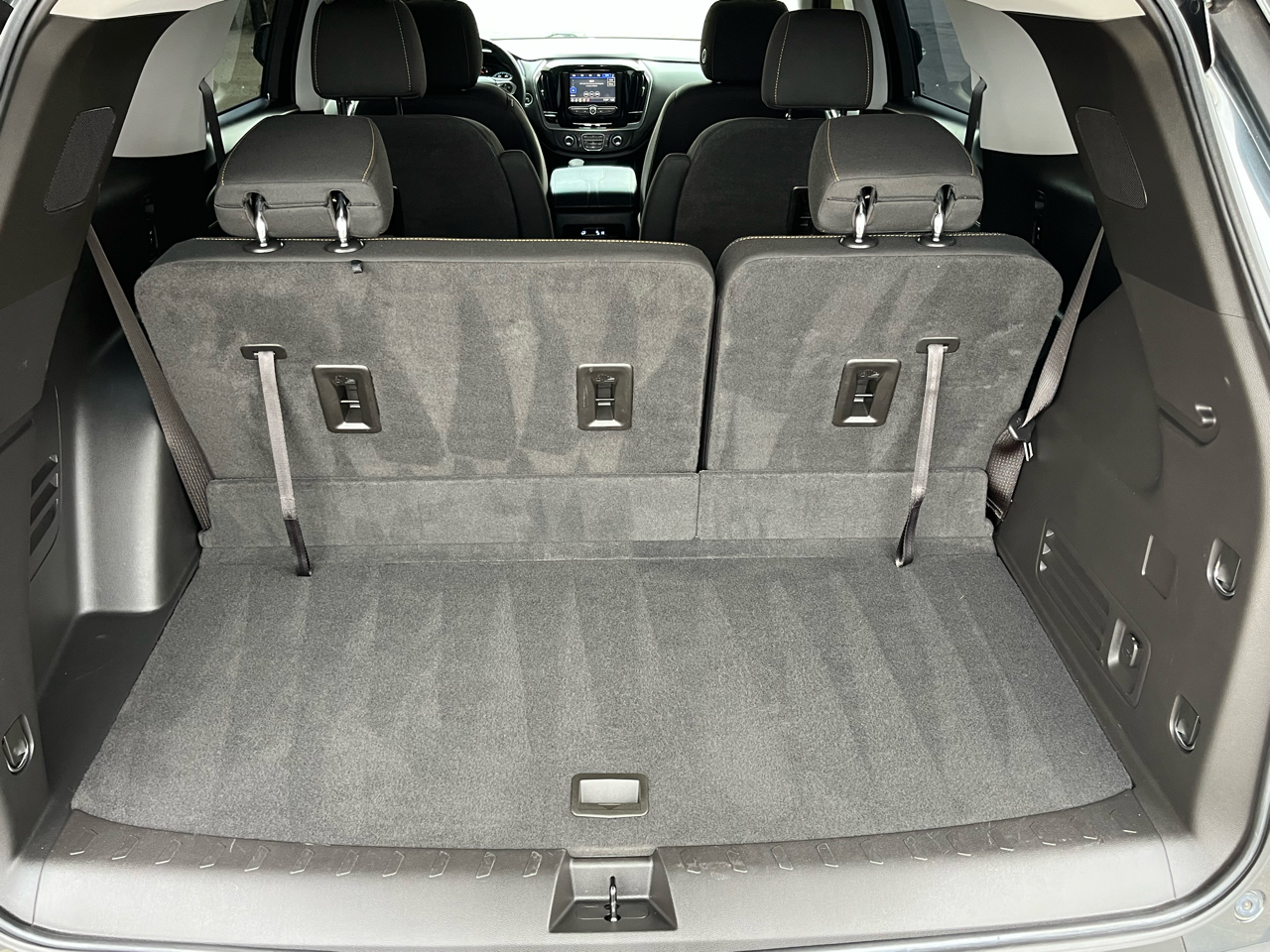 Chevrolet Traverse FWD 4dr LT Cloth w/2FL 2021