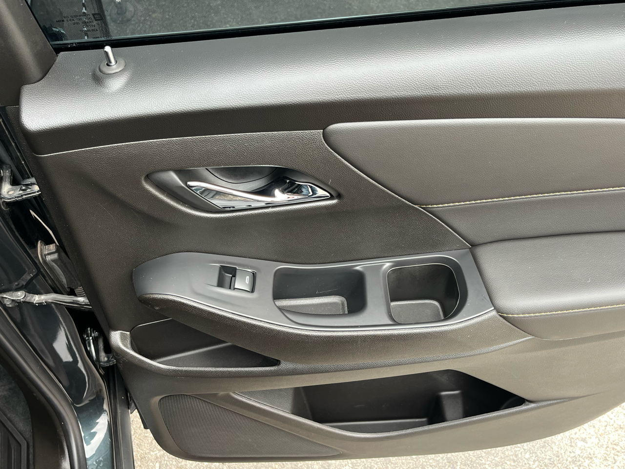 Chevrolet Traverse FWD 4dr LT Cloth w/2FL 2021