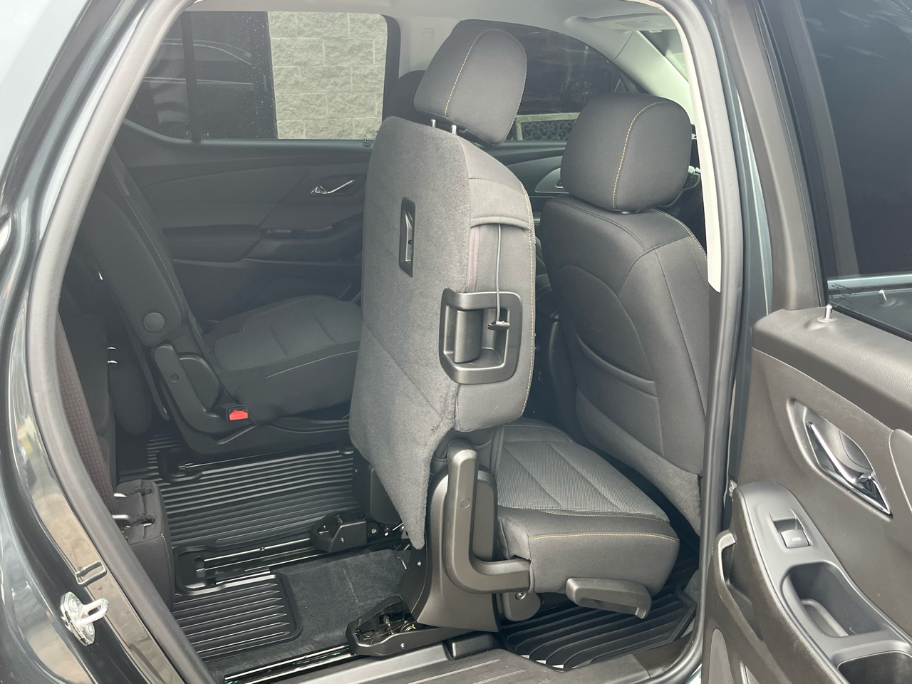 Chevrolet Traverse FWD 4dr LT Cloth w/2FL 2021