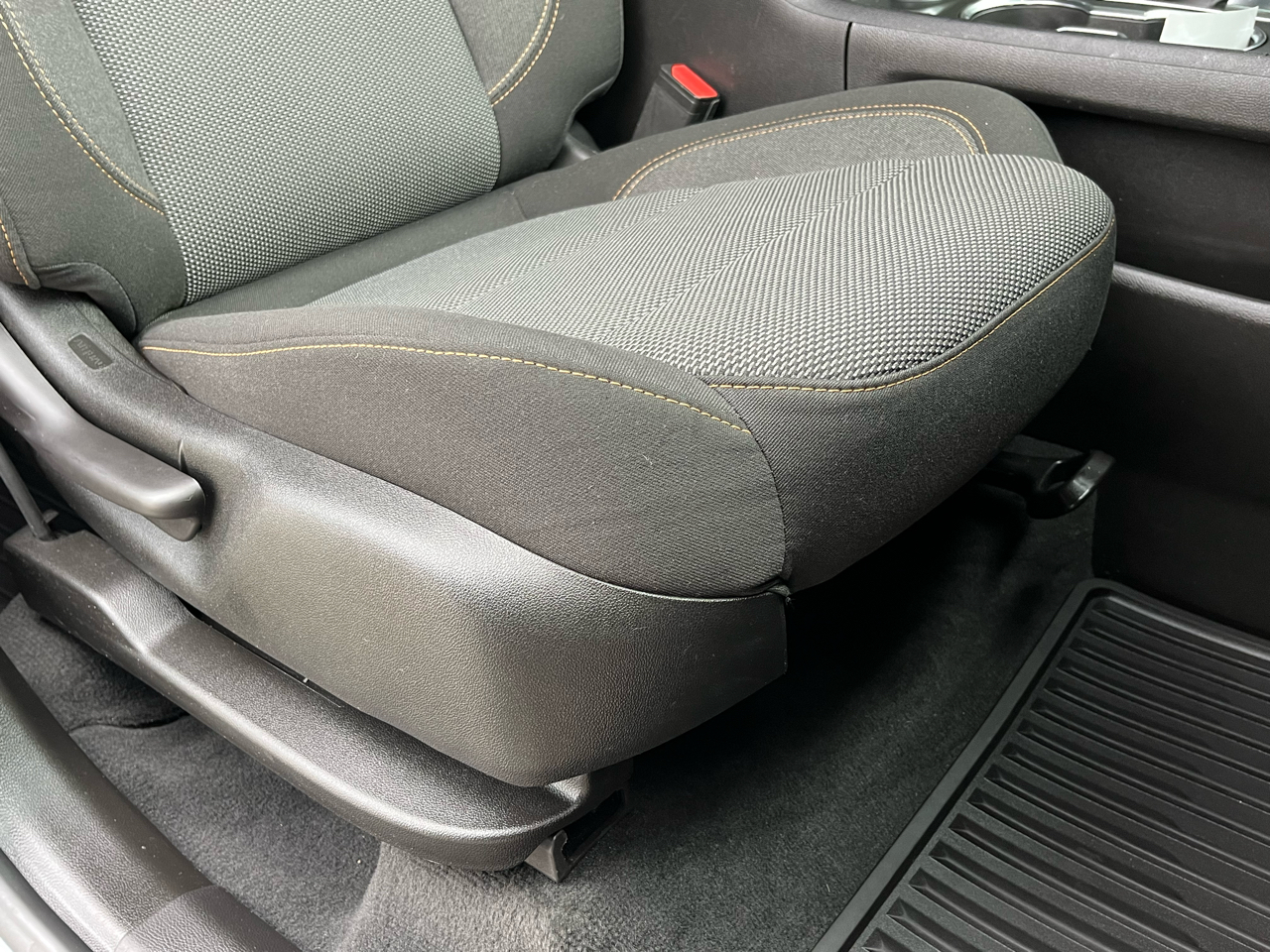 Chevrolet Traverse FWD 4dr LT Cloth w/2FL 2021