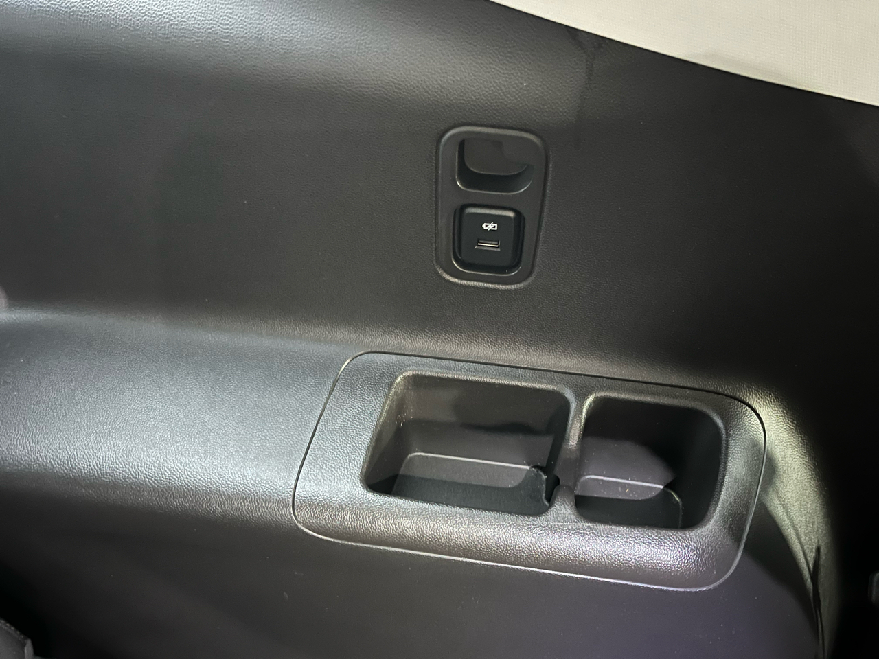 Chevrolet Traverse FWD 4dr LT Cloth w/2FL 2021