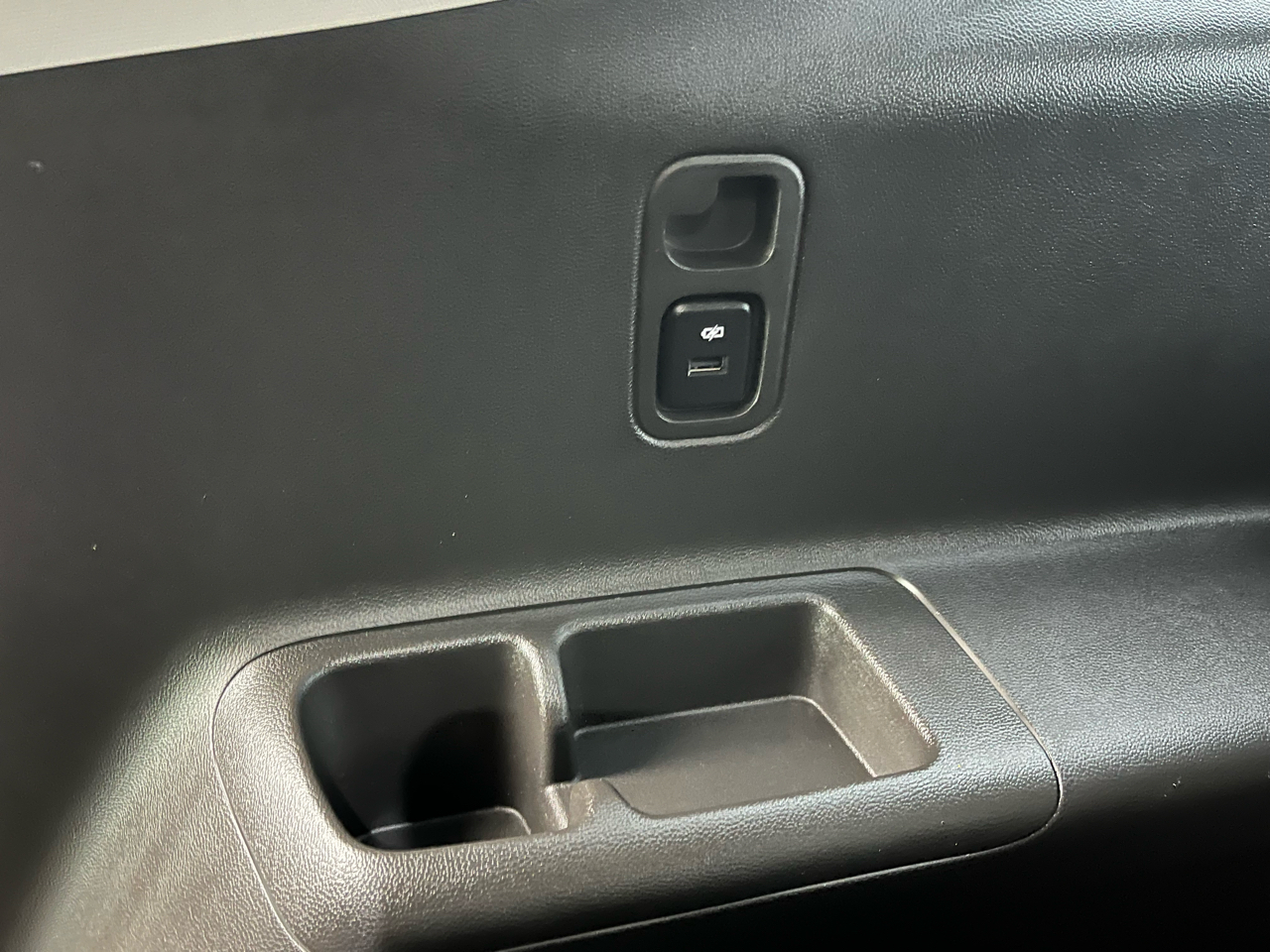 Chevrolet Traverse FWD 4dr LT Cloth w/2FL 2021