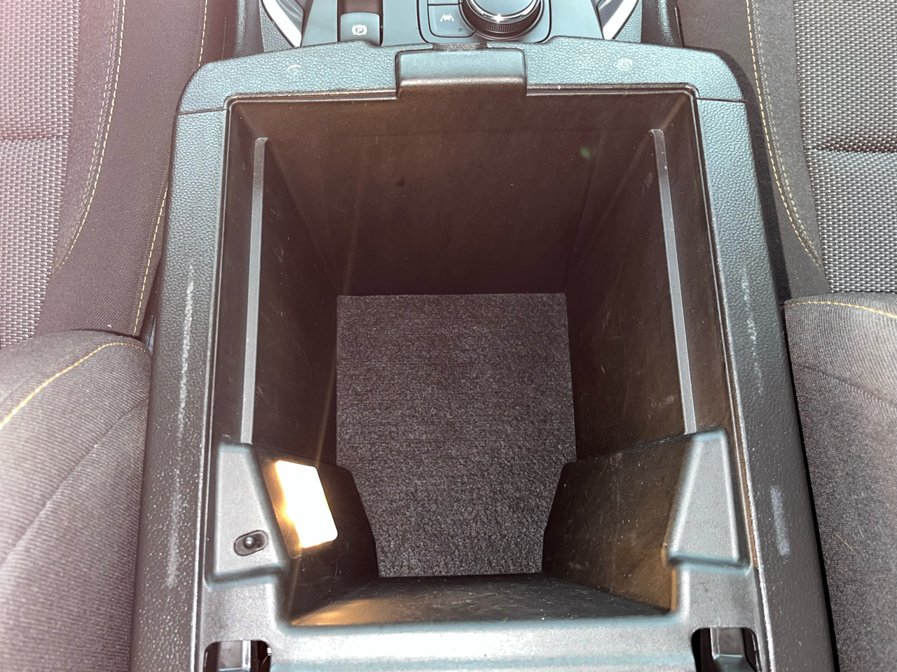 Chevrolet Traverse FWD 4dr LT Cloth w/2FL 2021