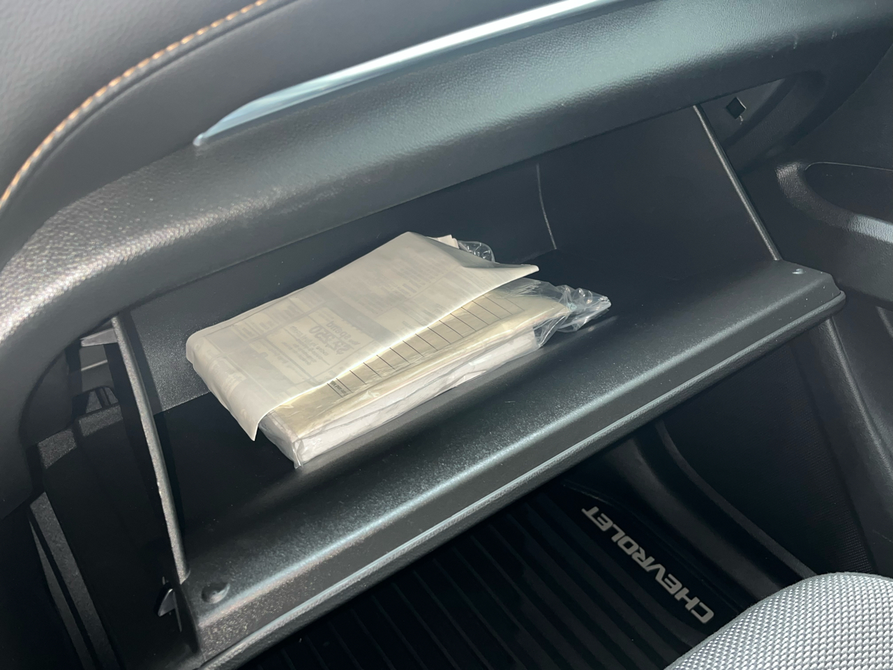 Chevrolet Traverse FWD 4dr LT Cloth w/2FL 2021