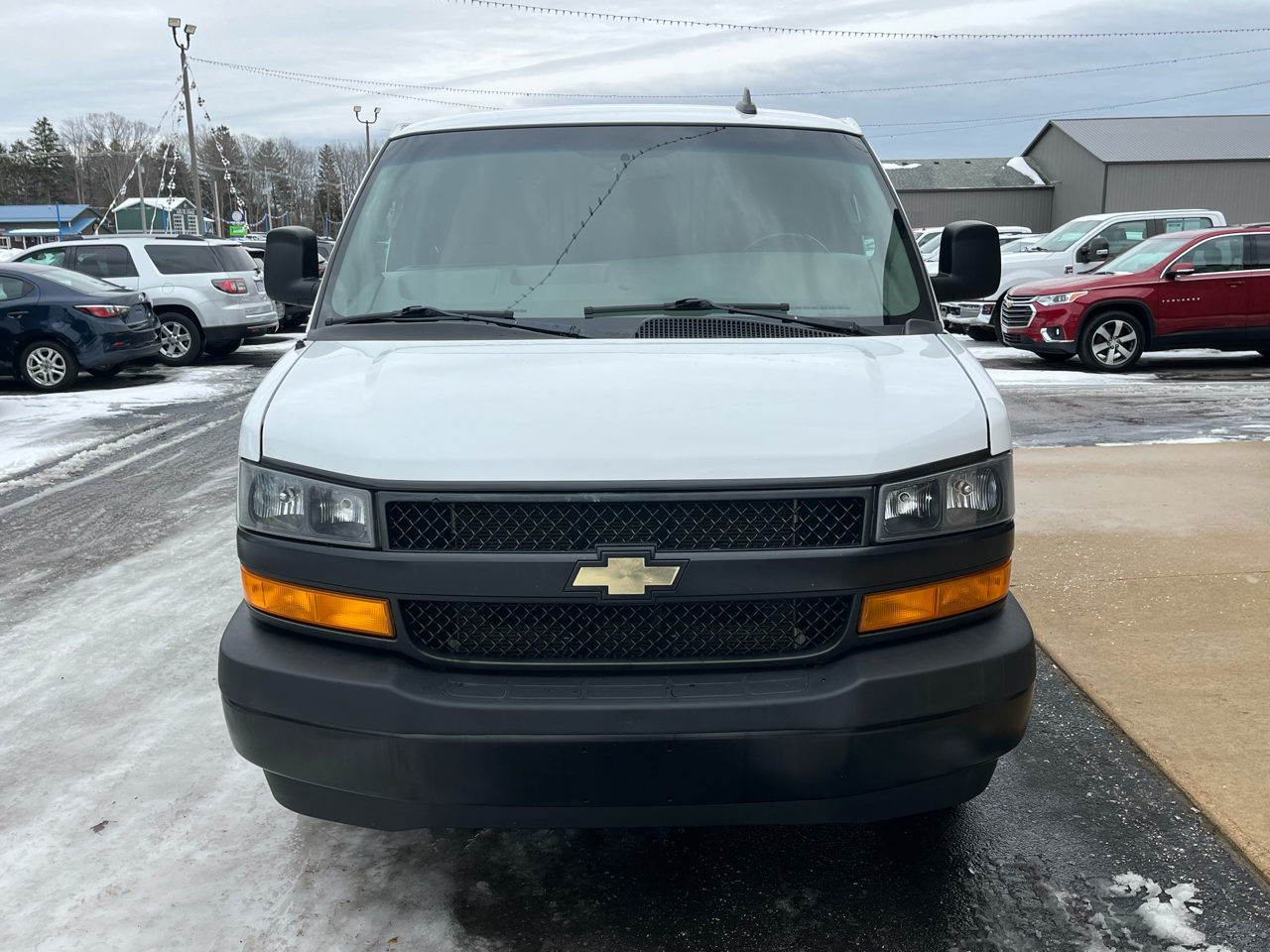 Chevrolet Express Cargo Van RWD 3500 155" 2018