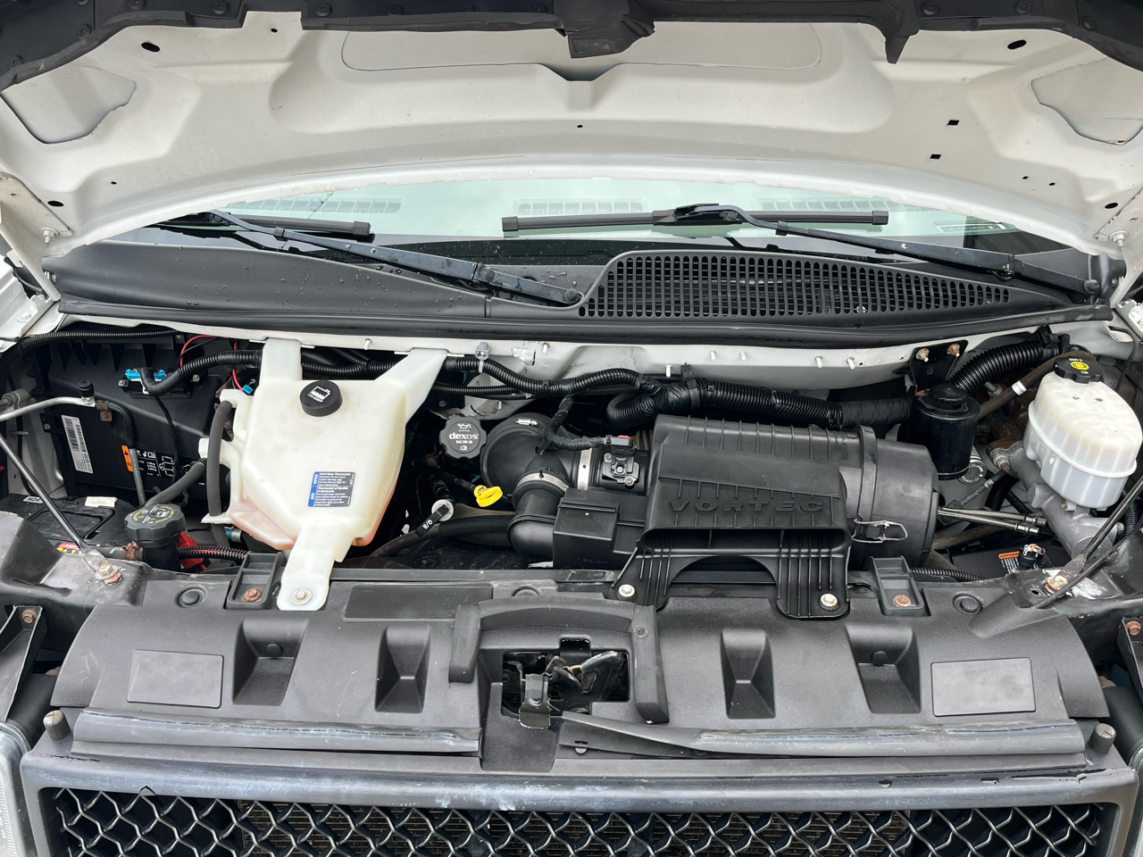 Chevrolet Express Cargo Van RWD 3500 155" 2018