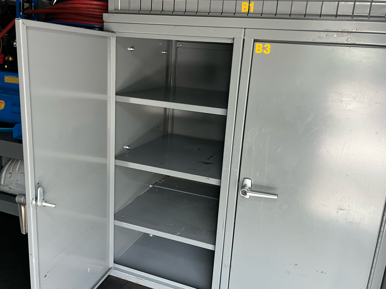 Chevrolet Express Cargo Van RWD 3500 155" 2018