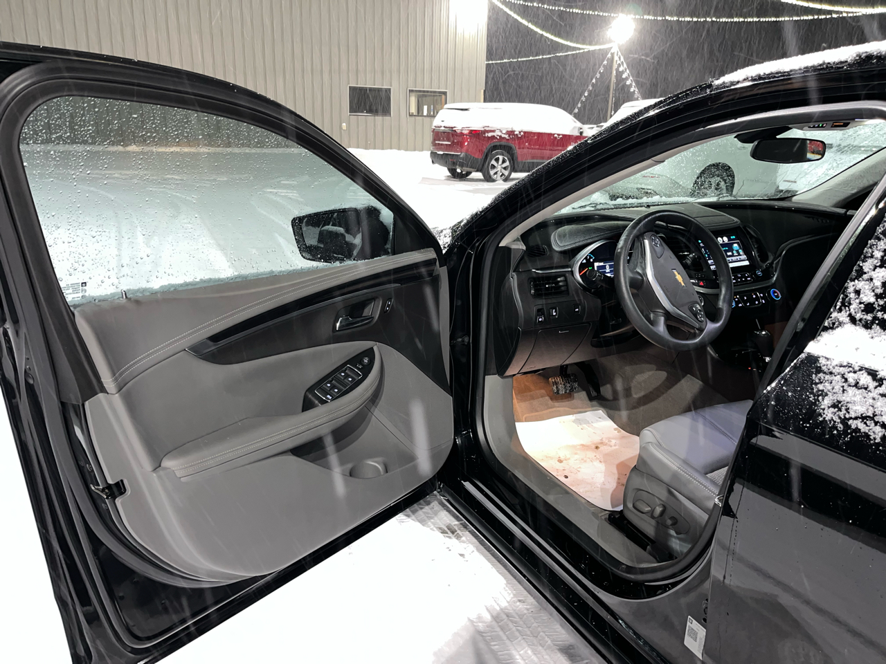 Chevrolet Impala 4dr Sdn LS w/1FL 2019