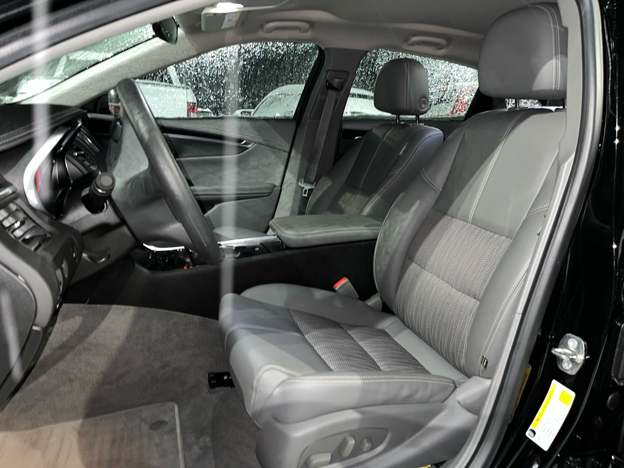 Chevrolet Impala 4dr Sdn LS w/1FL 2019