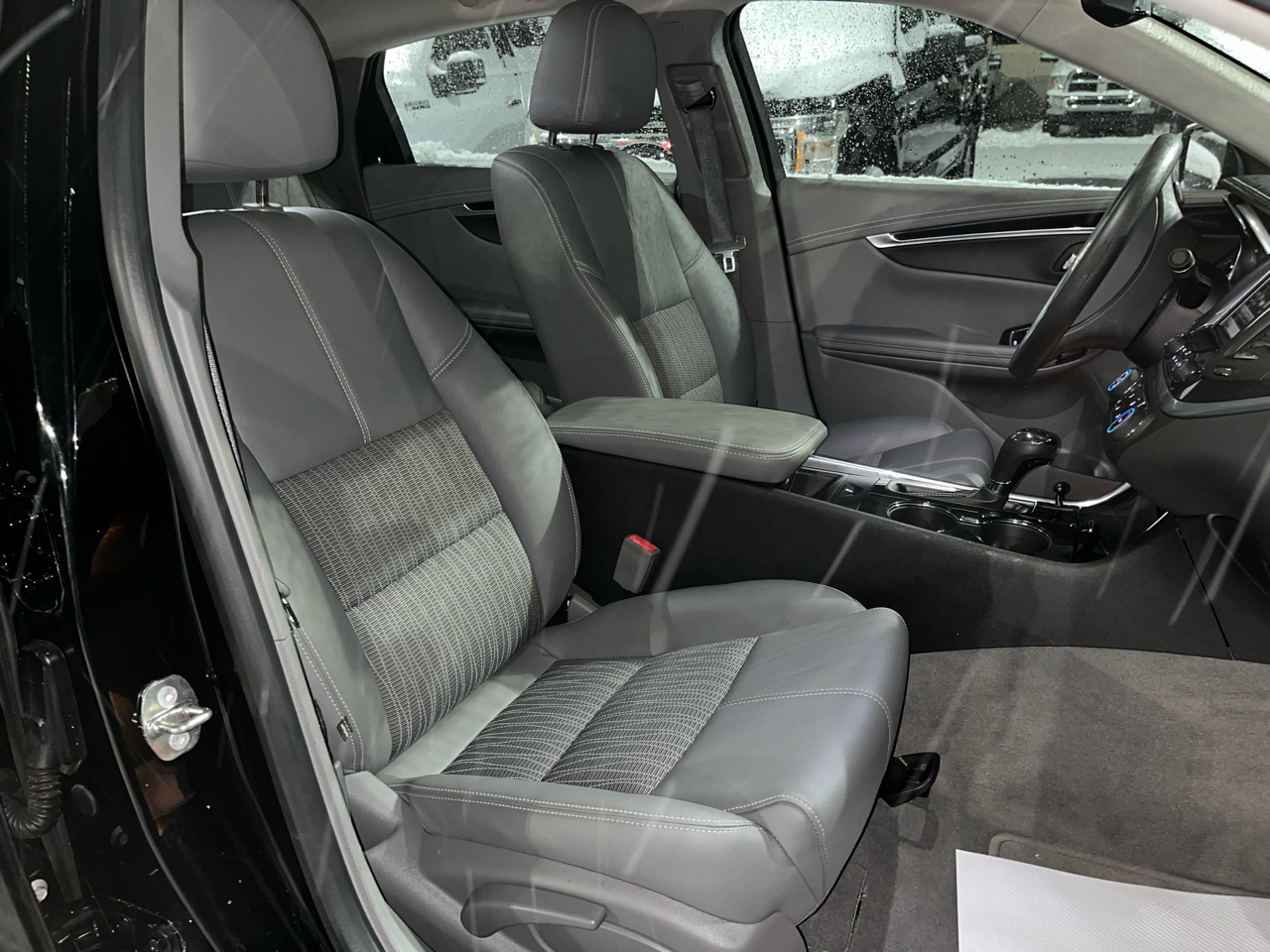 Chevrolet Impala 4dr Sdn LS w/1FL 2019