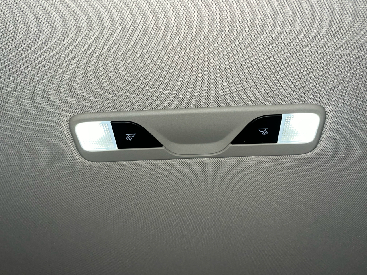 Chevrolet Impala 4dr Sdn LS w/1FL 2019