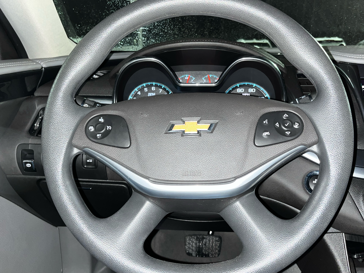 Chevrolet Impala 4dr Sdn LS w/1FL 2019