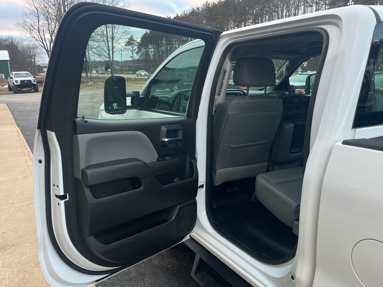 Chevrolet Silverado 3500HD 4WD Crew Cab 167.7" Work Truck 2018