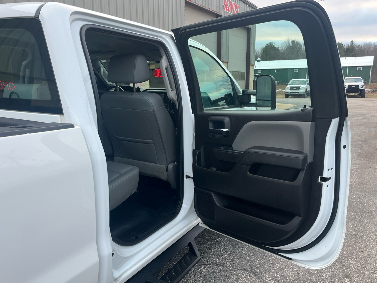 Chevrolet Silverado 3500HD 4WD Crew Cab 167.7" Work Truck 2018