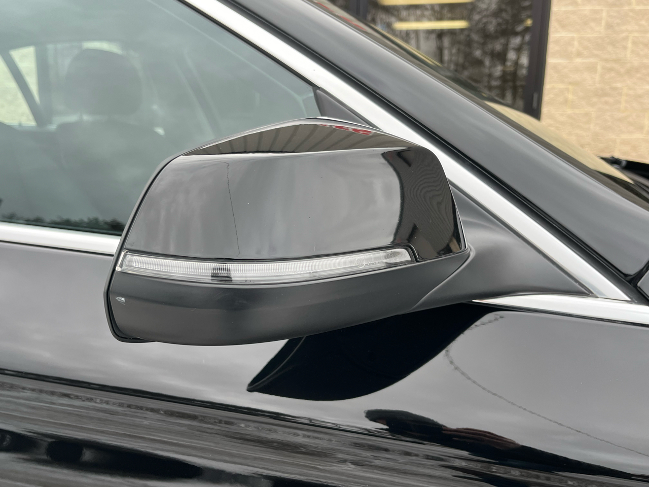 BMW 5 Series 4dr Sdn 528i xDrive AWD 2016