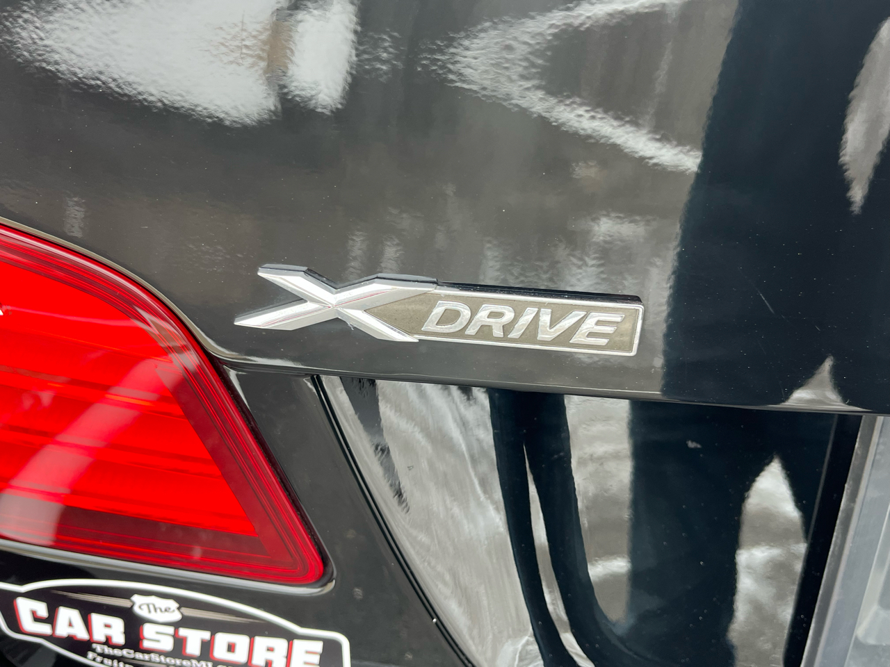 BMW 5 Series 4dr Sdn 528i xDrive AWD 2016